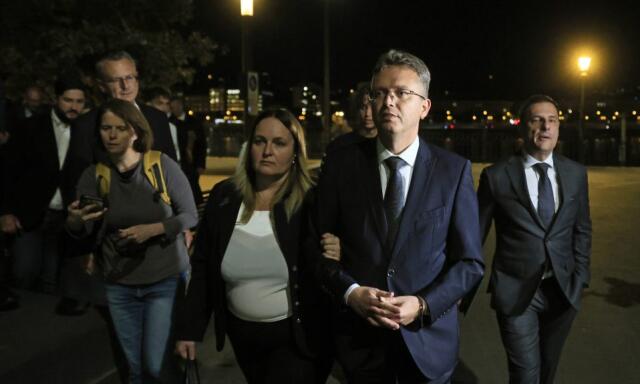 Őrizetbe vett&eacute;k &eacute;s Kecskem&eacute;tre sz&aacute;ll&iacute;tott&aacute;k Hank&oacute; Bal&aacute;zst