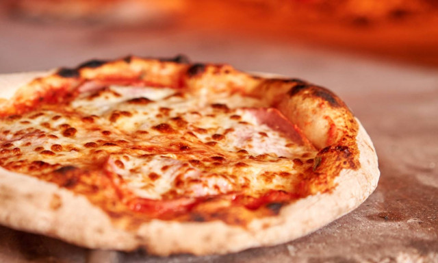 F&eacute;l&aacute;ron ehet&uuml;nk n&aacute;polyi pizz&aacute;t Kecskem&eacute;ten is - Ezek a helyek csatlakoztak a N&aacute;polyi Pizz&eacute;ri&aacute;k &Eacute;jszak&aacute;j&aacute;hoz