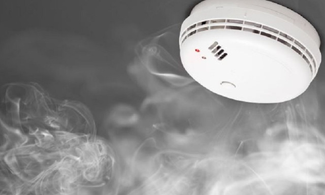 Sz&eacute;n-monoxid-m&eacute;rgez&eacute;s gyan&uacute;ja miatt riasztott&aacute;k a tűzolt&oacute;kat Kiskőr&ouml;s&ouml;n