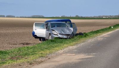 &Aacute;rokba sodr&oacute;dott egy szem&eacute;lyaut&oacute; B&aacute;csbokod &eacute;s B&aacute;csalm&aacute;s k&ouml;z&ouml;tt