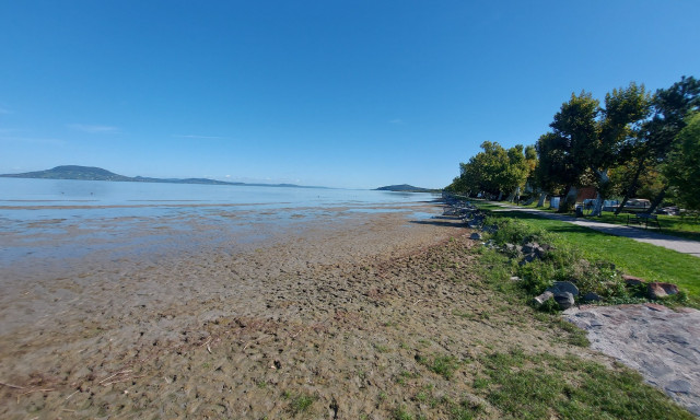 A kutat&oacute;k szerint term&eacute;szetes a Balaton alacsony v&iacute;zszintje &eacute;s nincs ok aggodalomra