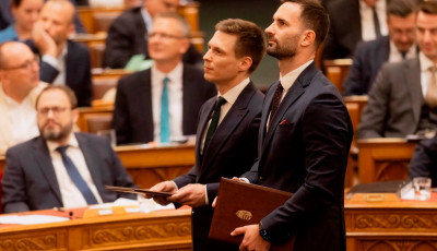 Meggyűlt a bajuk az esk&uuml;vel a Fidesz &uacute;j k&eacute;pviselőinek