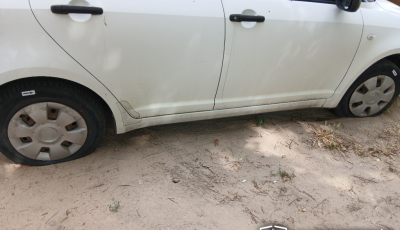 9 aut&oacute; gumij&aacute;t v&aacute;gta ki egy f&eacute;rfi Baj&aacute;n