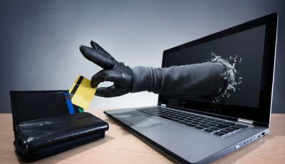 A magyarorsz&aacute;gi csal&aacute;sok k&ouml;zel fele a Facebookr&oacute;l indult 2025-ben