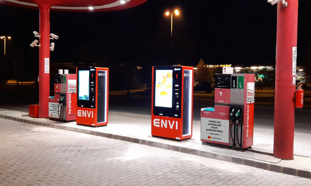 Az automata k&uacute;tb&oacute;l &aacute;ll&oacute; &uuml;zemanyagt&ouml;ltő &aacute;llom&aacute;sokon nem lesz &eacute;rv&eacute;nyes a v&eacute;dett &aacute;r