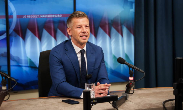 Magyar P&eacute;ter: megtartjuk a rezsics&ouml;kkent&eacute;st &eacute;s a csal&aacute;dt&aacute;mogat&aacute;sokat