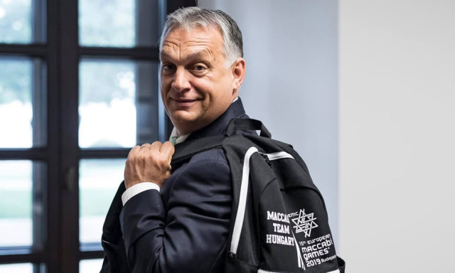 K&ouml;nnyekig hat&oacute;dott egy utas Orb&aacute;n Viktor l&aacute;tt&aacute;n a Wizz Air j&aacute;rat&aacute;n