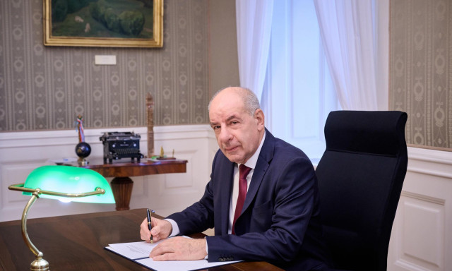 Sulyok Tam&aacute;s kitűzte a 2026-os orsz&aacute;ggyűl&eacute;si v&aacute;laszt&aacute;s időpontj&aacute;t