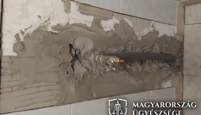 A p&eacute;nzt elk&eacute;rt&eacute;k, a h&aacute;zat sz&eacute;tkapt&aacute;k: kamu mesterek vertek &aacute;t t&ouml;bb megrendelőt Kecskem&eacute;ten