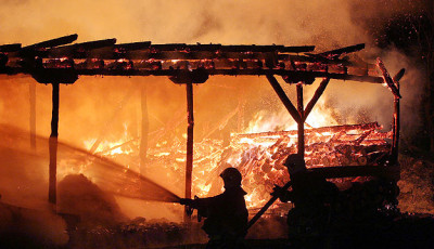 Mell&eacute;k&eacute;p&uuml;letek &eacute;gtek Kiskunhalason
