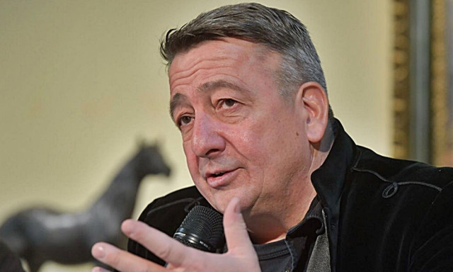 Feljelentett&eacute;k Bayert mert egy cikkben Kr&uacute;bi hal&aacute;l&aacute;ra buzd&iacute;tott