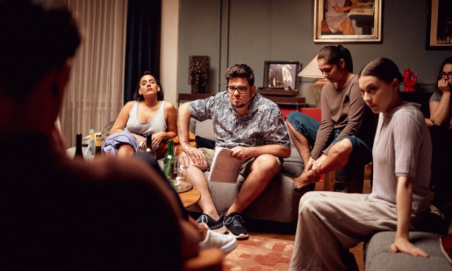 A h&eacute;ten mutatj&aacute;k be De&aacute;k Krist&oacute;f &uacute;j filmj&eacute;t