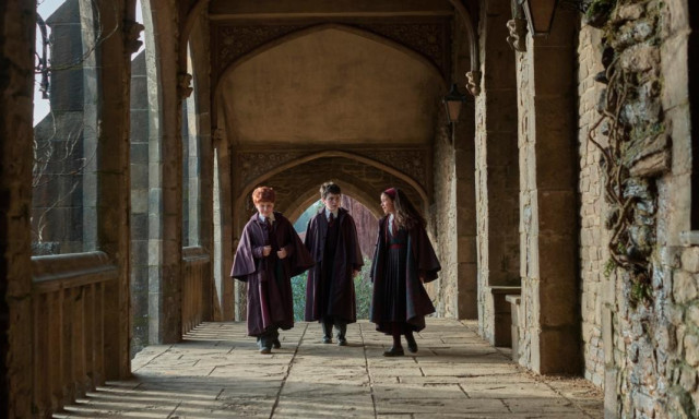 Meg&eacute;rkezett az &uacute;j Harry Potter-sorozat első előzetese - VIDE&Oacute;