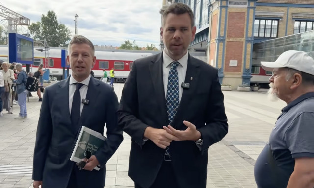 Lek&ouml;pte egy f&eacute;rfi Magyar P&eacute;tert &ndash; VIDE&Oacute;