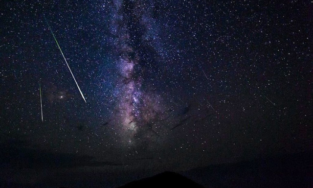 &Eacute;rkezik az ősz legjobban v&aacute;rt meteorraja, a Drakonid&aacute;k